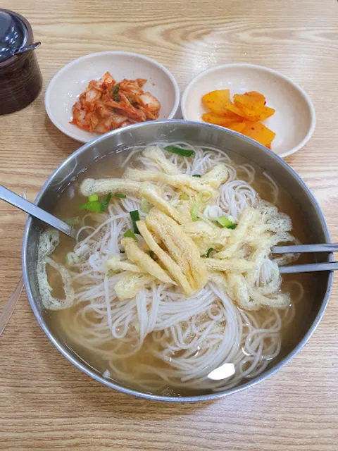 공릉동원조멸치국수
