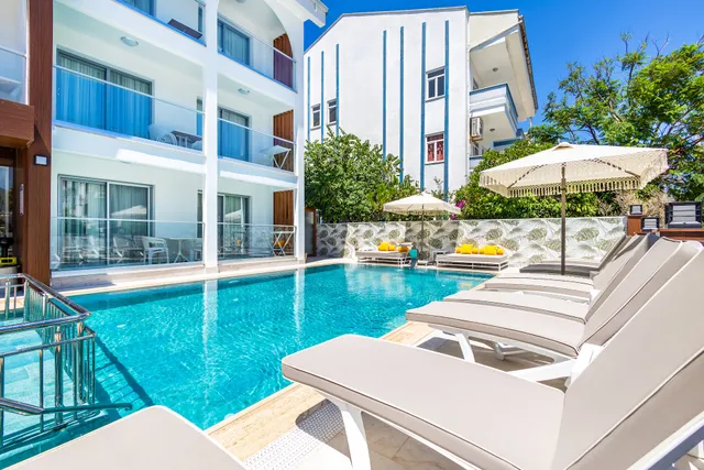 PRINCESS KINLI SUITES HOTEL