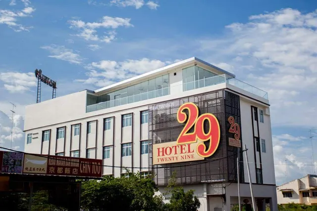 HOTEL 29