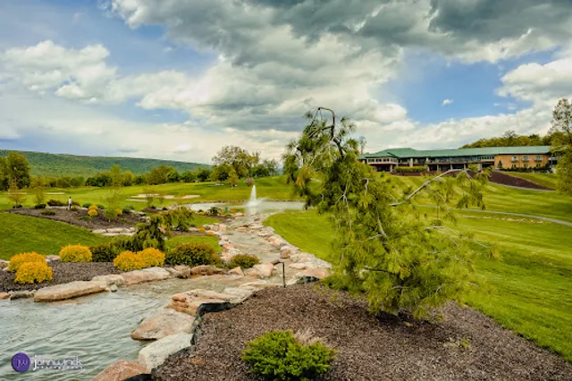 Woodstone Country Club and Lodge