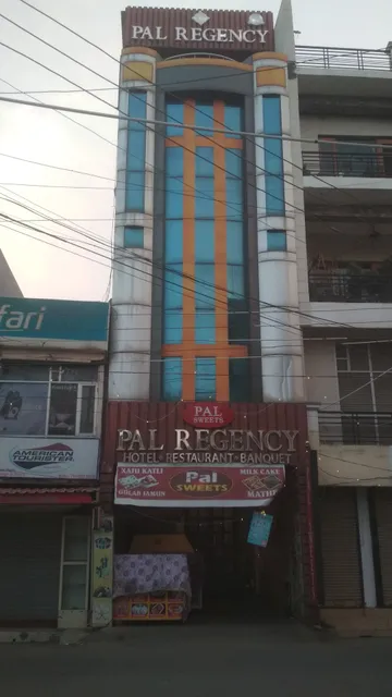 OYO 31114 Hotel Pal Regency