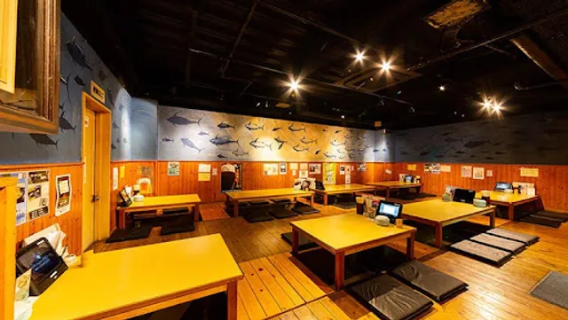 Futoppara Hakataekichikushiguchichuogaiten