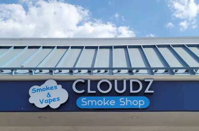 Cloudz Smoke & Vape