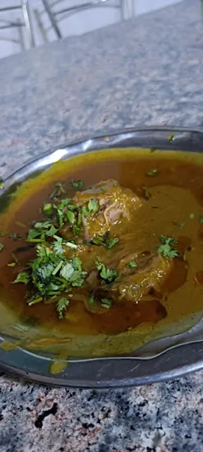 Abdul Rahim Hotel (Nihari Khulcha)