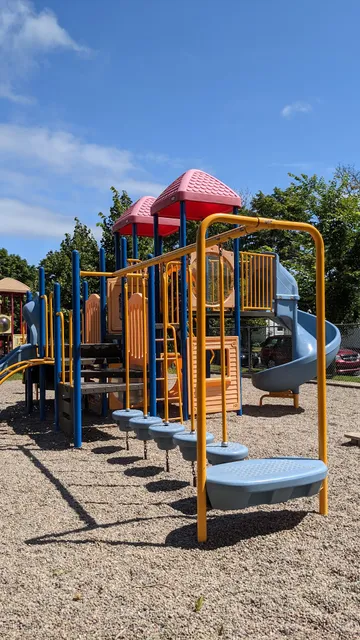 Isleville Playground