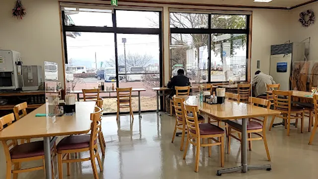 かあさんのおむすびの店