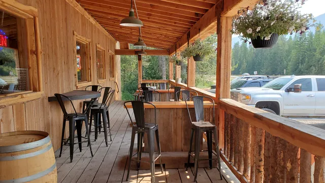 Paul Bunyan Bar & Grill