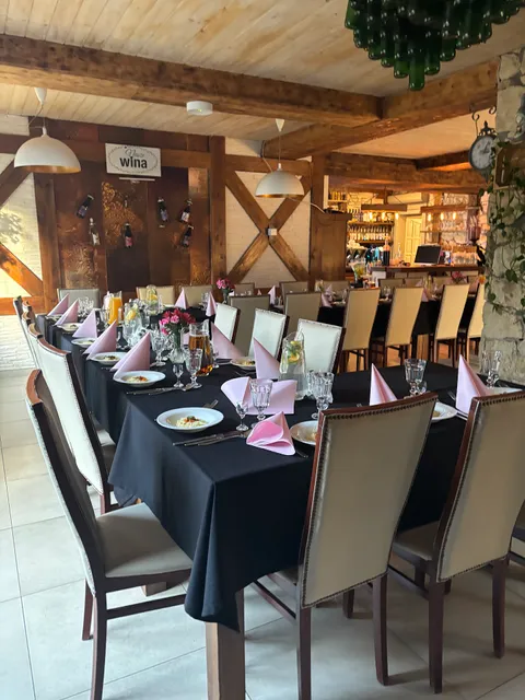 Jaś i Małgosia - restauracja noclegi sala weselna