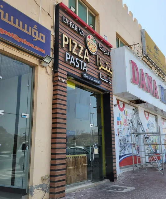 La Farina Restaurant