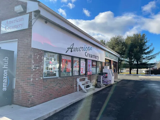 Between Rounds Bakery Sandwich Cafe