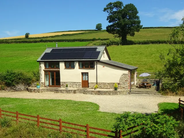 Drewstone Farm Self Catering Cottages