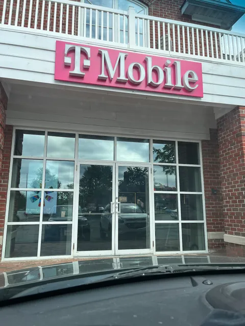 T-Mobile Experience Store