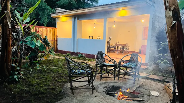 Ava Garden Backpackers