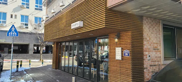 홍익돈까스 향남점