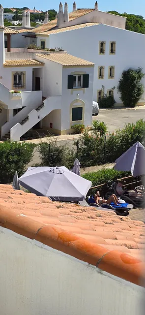 Vilamoura Apartment With Pool