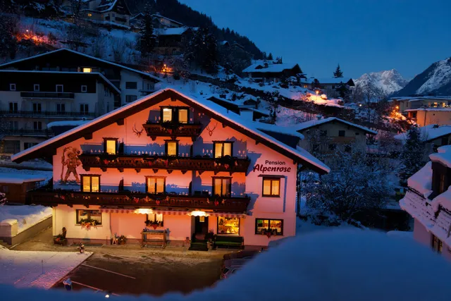 Hotel Pension Alpenrose in Zell am See | Alpenrose Hotel Garni 3 Sterne