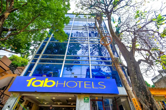 FabHotel Emerald Inn - Hotel in Jaya Nagar, Bangalore