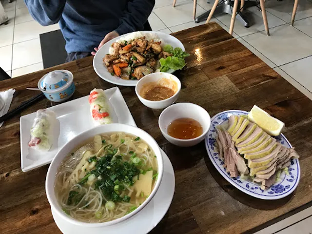 Viet Rolls Marrickville