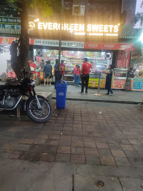 Om Evergreen Sweets