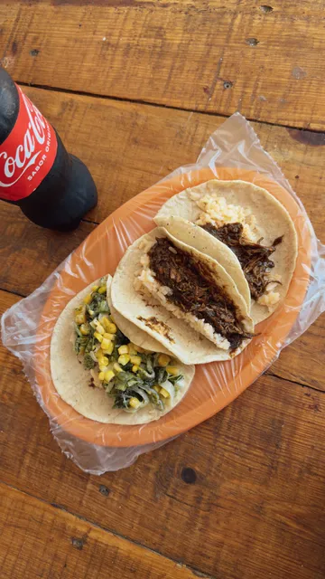 Las Señoras De Los Tacos