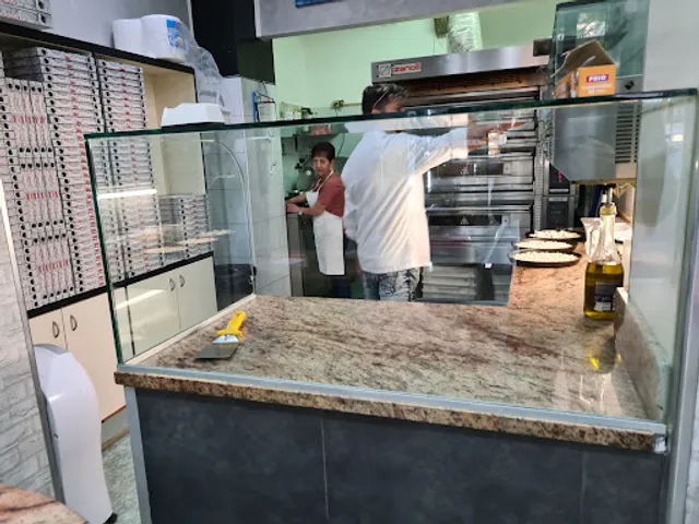 Amor di Pizza-Pizza al tegamino