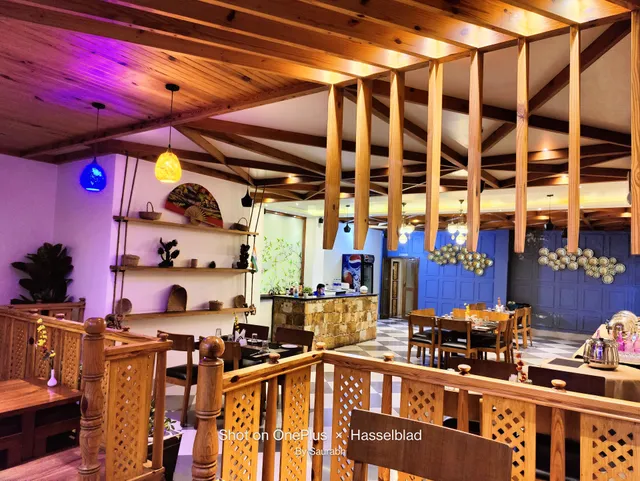 The Silverspoon, Bhimtal