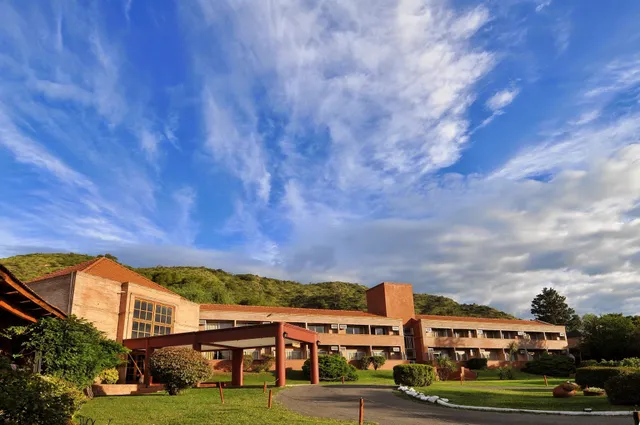 Pinares del Cerro Resort & Suites