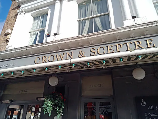 Crown & Sceptre