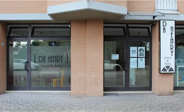 DA HENRY -pizza & birra-