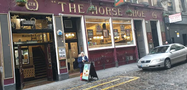 Horseshoe Bar Glasgow