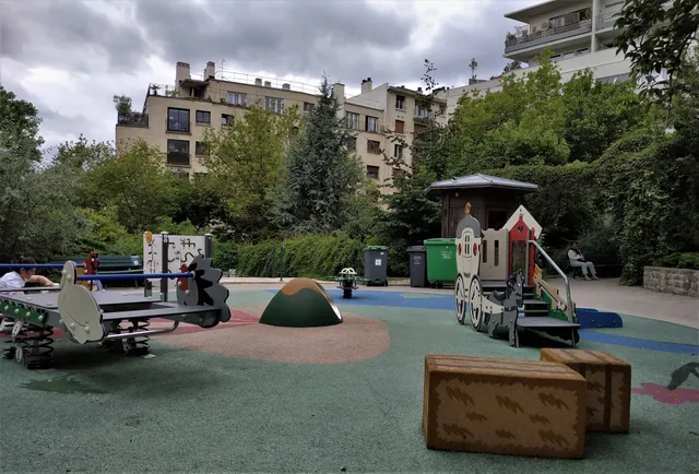 square de la Montgolfière