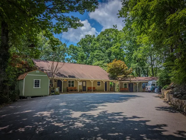 Stanimals Around the Bend