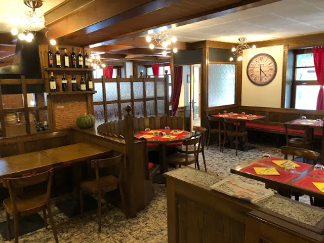 Les Touristes Châtelard