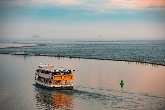 Buffalo Harbor Cruises | Miss Buffalo II