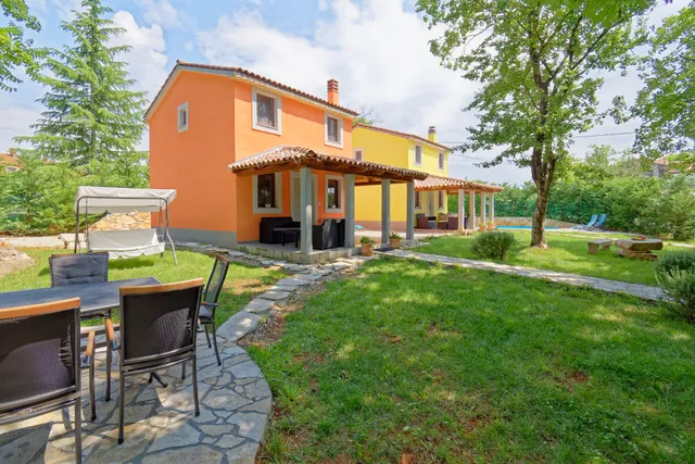 Holiday Homes Sunny Twins