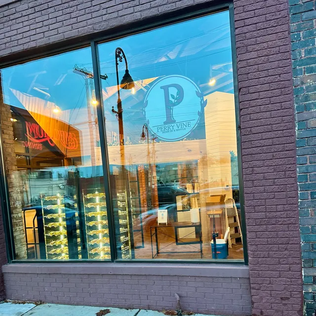 Perry Vine - In the Emporium Building