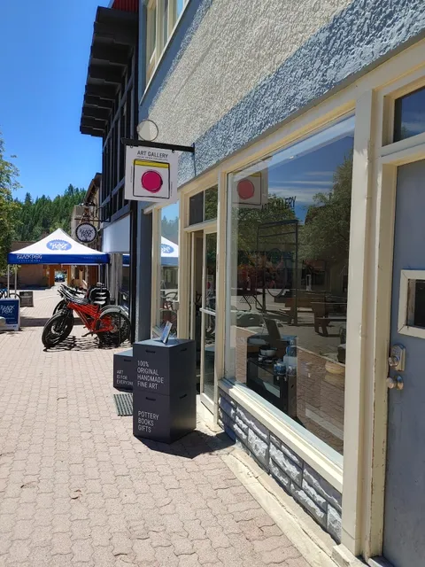 Art Gallery Kimberley at "The Laundromat"