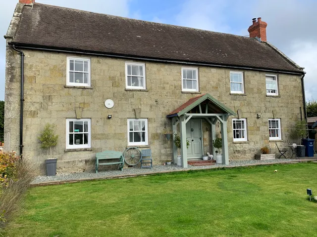 Lodbourne Farmhouse Bed and Breakfast