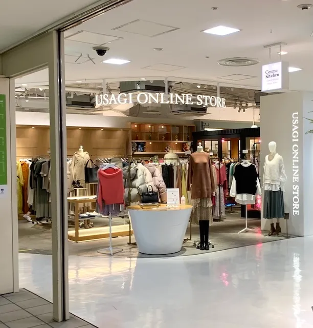 USAGI ONLINE STORE ラフォーレ原宿