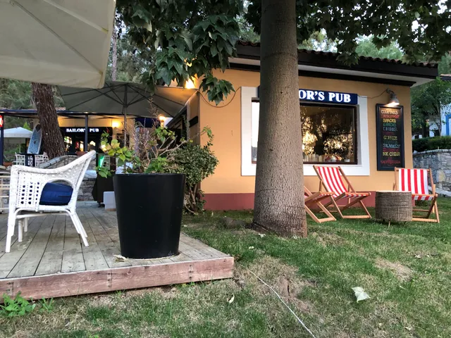 Sailor's Pub & Restaurant