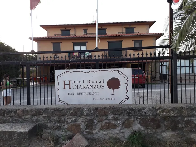 Hotel Rural Hojaranzos