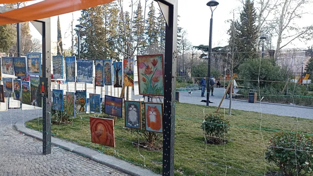 Antique & Retro Bazaar