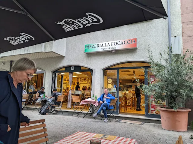 La Focaccia Pizzeria "Tavola Calda"