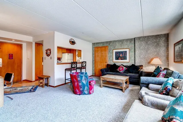 Mountain Plaza at Center Village by Copper Mountain Lodging