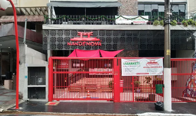 Nandemoyá Market & Café