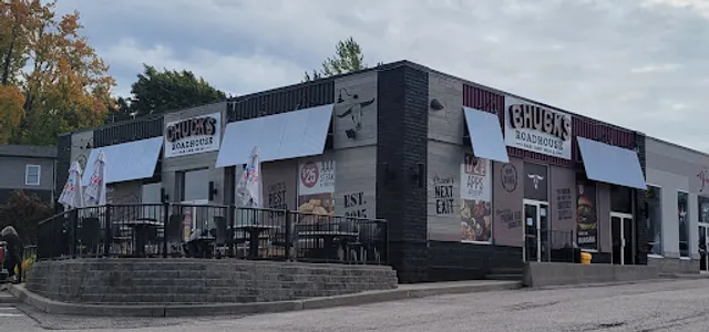 Chuck's Roadhouse Bar & Grill