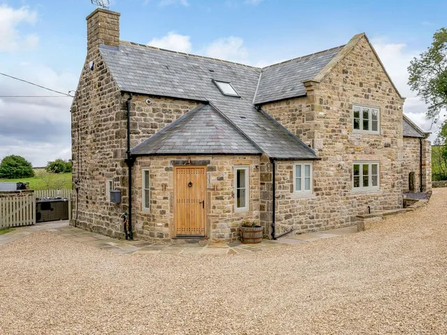 Country Luxe Derbyshire - Alton Hall Cottage