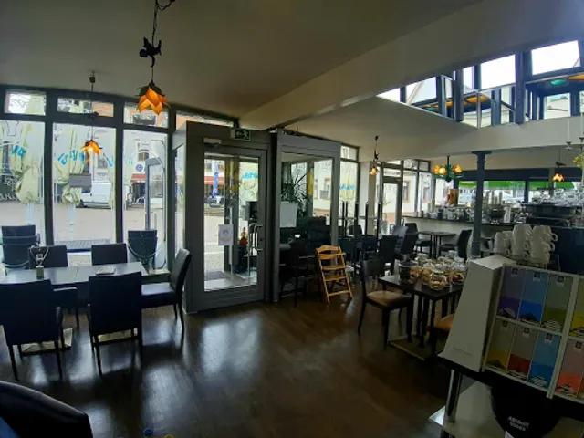 Pavillon am Marktplatz Herbolzheim - Eisdiele, Lounge, Restaurant & Café