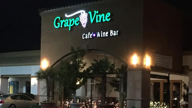 Grape Vine Cafe and Wine Bar