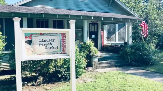 Lindsey Street Market